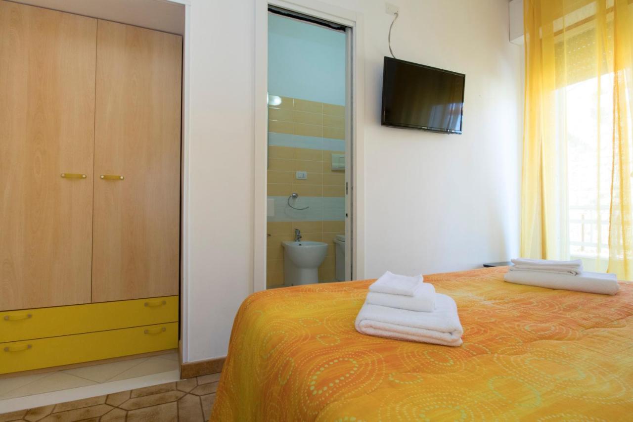 B&B Spiaggia Di Ponente Scicli Exterior photo