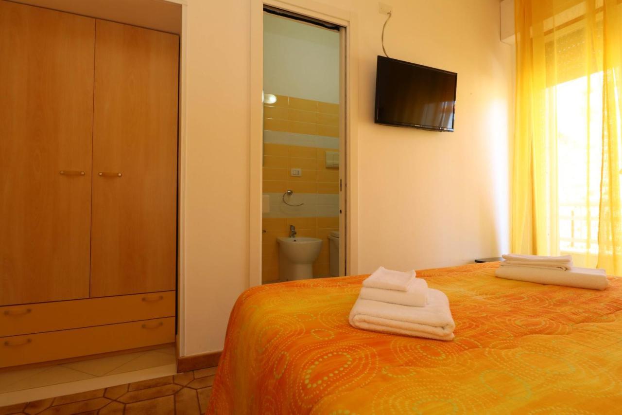 B&B Spiaggia Di Ponente Scicli Exterior photo